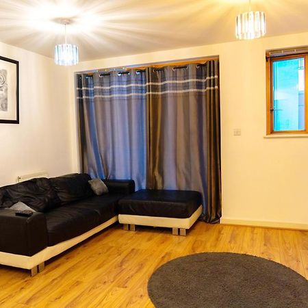 Апартаменти 1 Bed - Sleeps 2 - 7 Min Walk To Hackney Station Лондон Екстер'єр фото